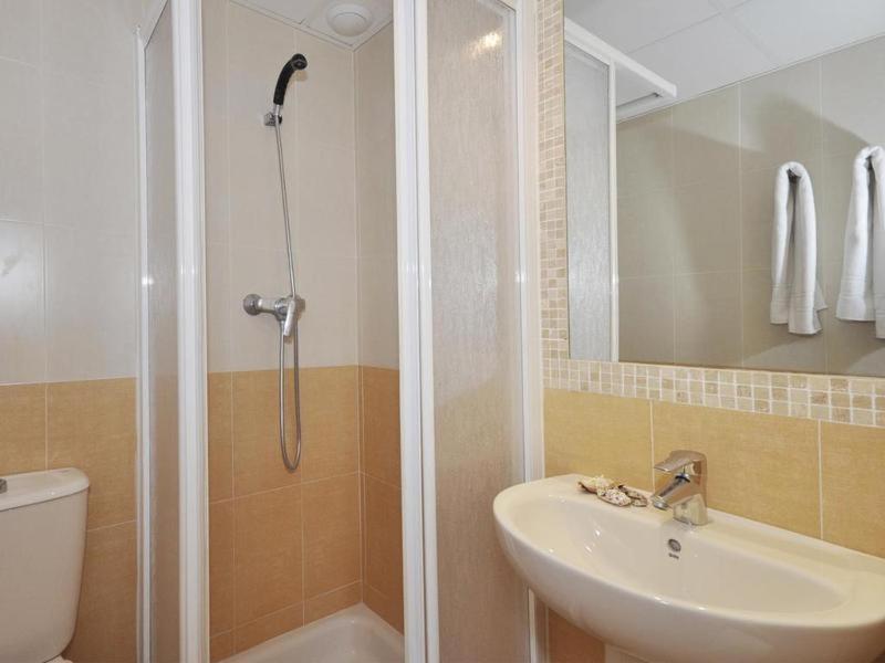 Apartamentos Ambar Beach Unitursa Calpe Habitación foto